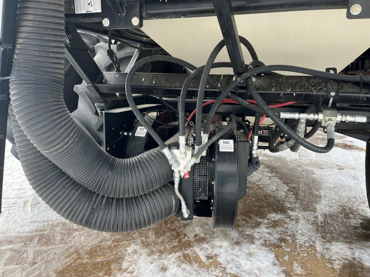 2022 Bourgault 3330SE 86'10" w 91300 Air Drill