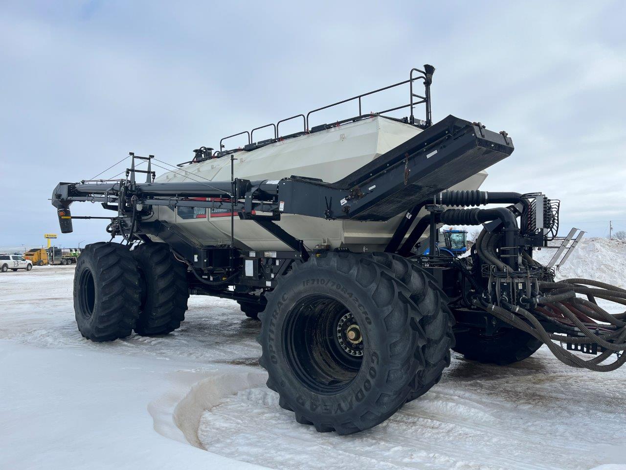 2022 Bourgault 3330SE 86'10" w 91300 Air Drill