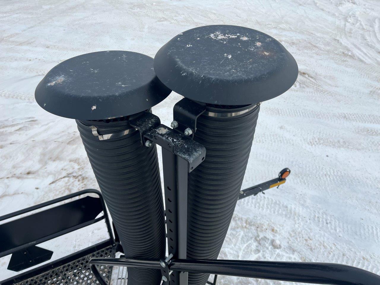 2022 Bourgault 3330SE 86'10" w 91300 Air Drill