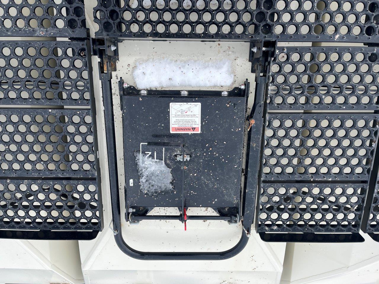 2022 Bourgault 3330SE 86'10" w 91300 Air Drill