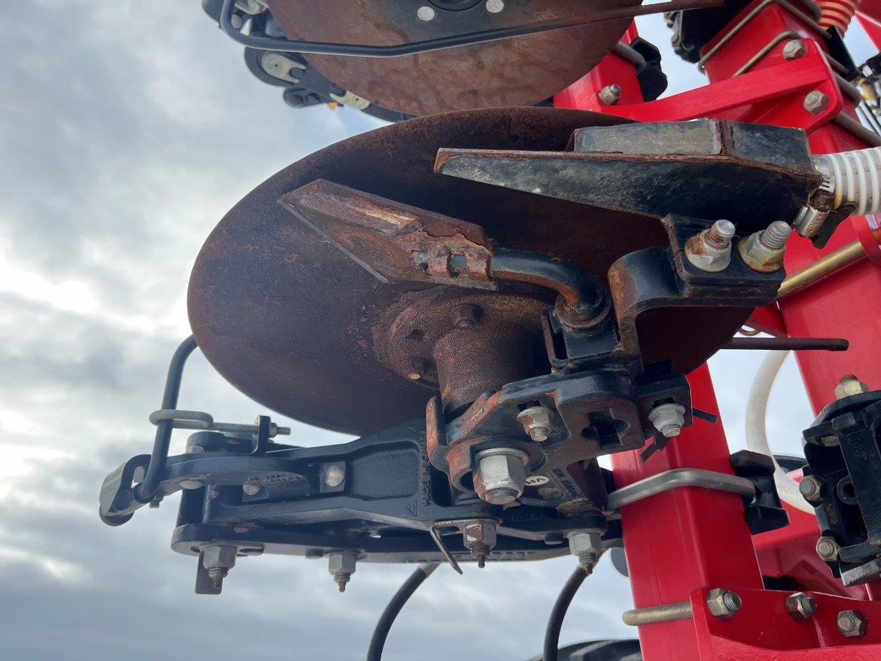 2022 Bourgault 3330SE 86'10" w 91300 Air Drill