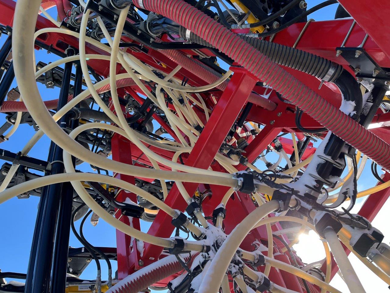 2022 Bourgault 3330SE 86'10" w 91300 Air Drill