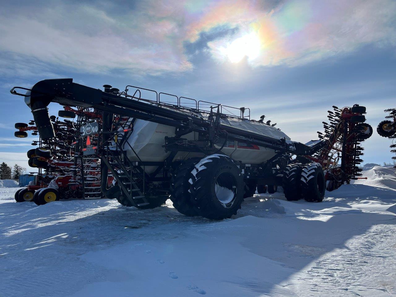 2022 Bourgault 3330SE 86'10" w 91300 Air Drill