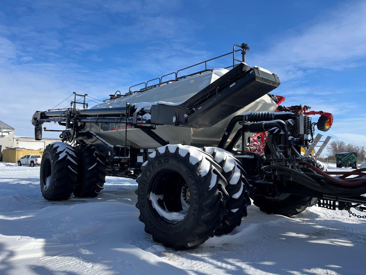 2022 Bourgault 3330SE 86'10" w 91300 Air Drill