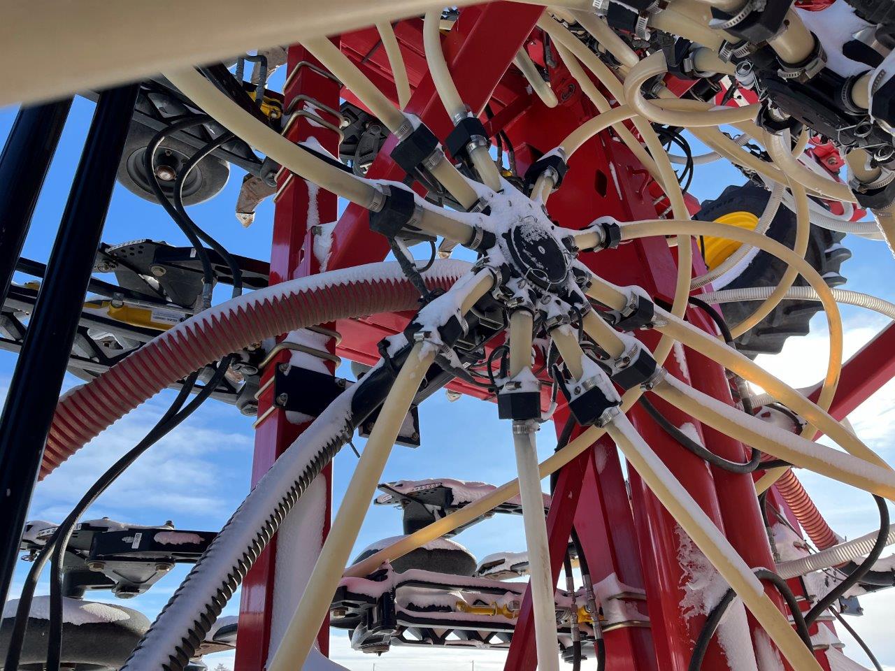 2022 Bourgault 3330SE 86'10" w 91300 Air Drill