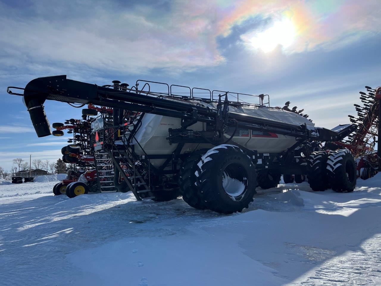 2022 Bourgault 3330SE 86'10" w 91300 Air Drill