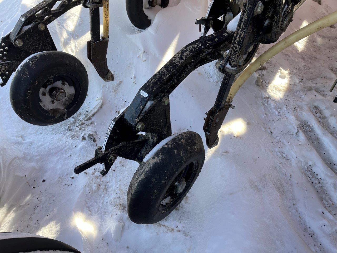 2022 Bourgault 3330SE 86'10" w 91300 Air Drill