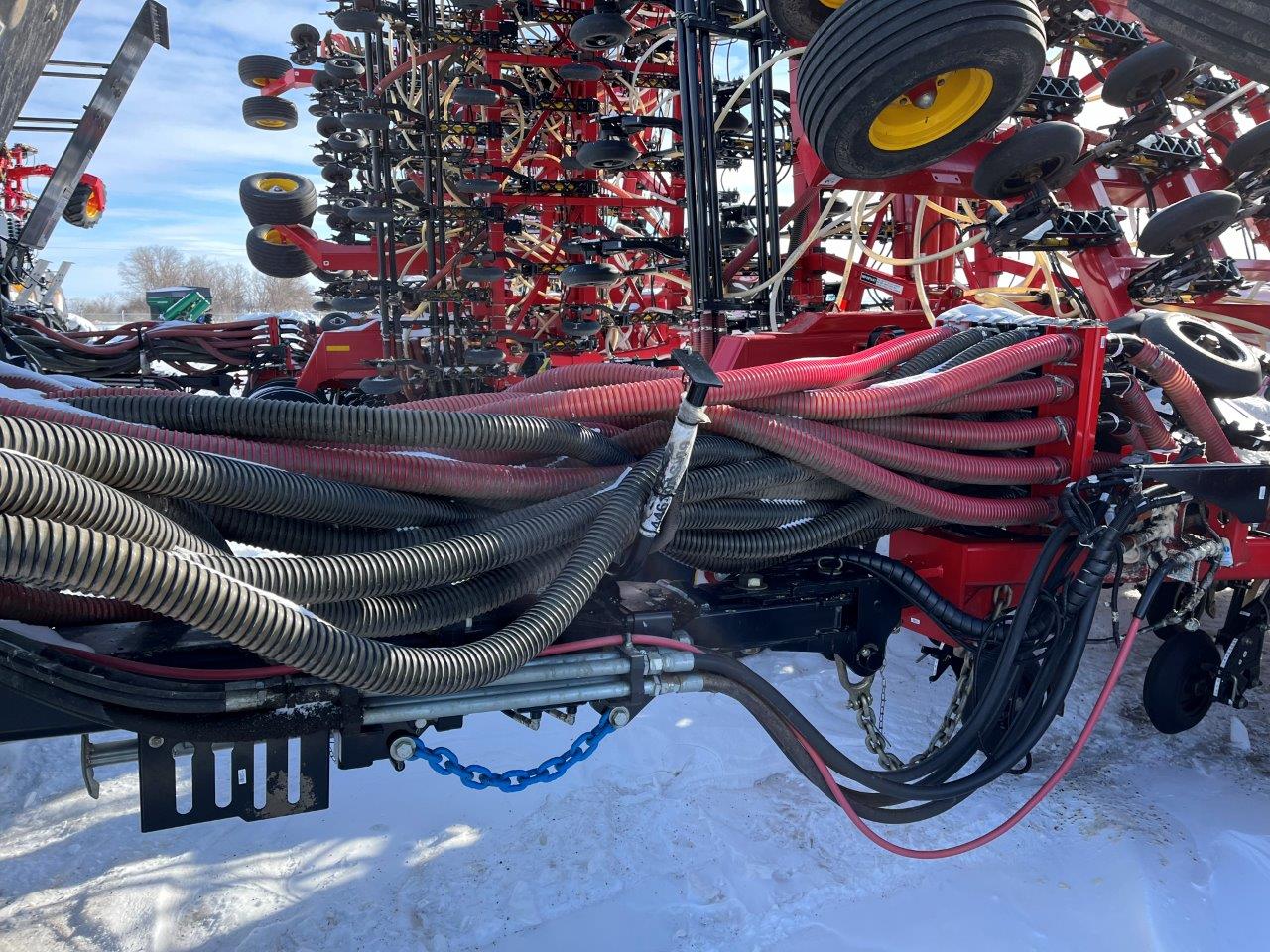 2022 Bourgault 3330SE 86'10" w 91300 Air Drill