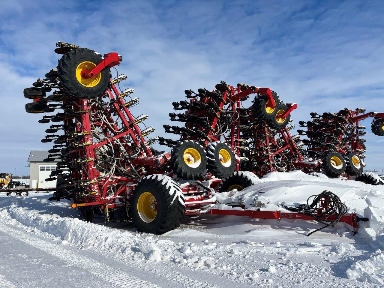 2022 Bourgault 3330SE 86'10" w 91300 Air Drill