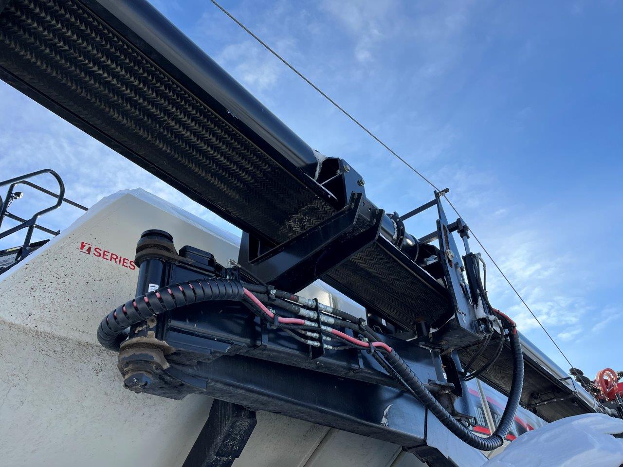 2022 Bourgault 3330SE 86'10" w 91300 Air Drill