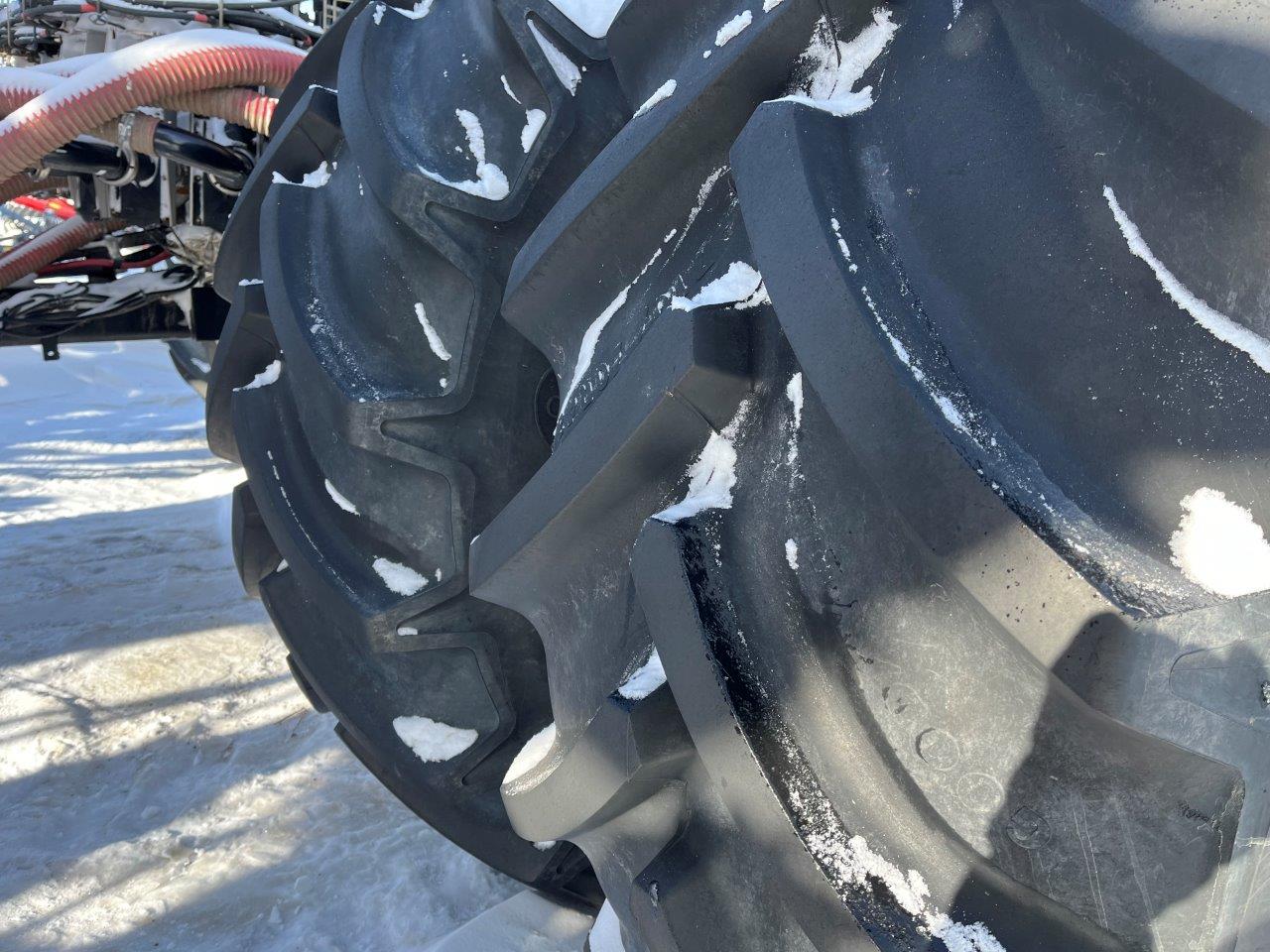 2022 Bourgault 3330SE 86'10" w 91300 Air Drill