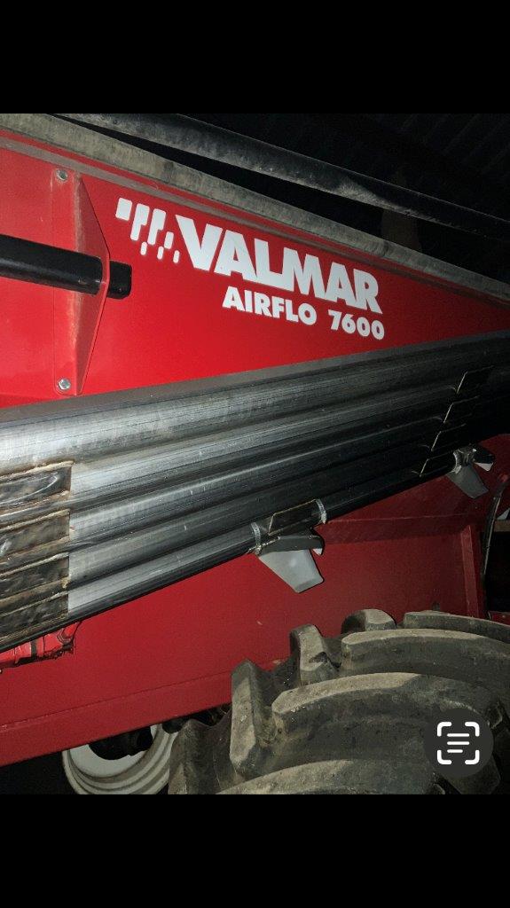 2015 Valmar 7600PT Fertilizer Spreader