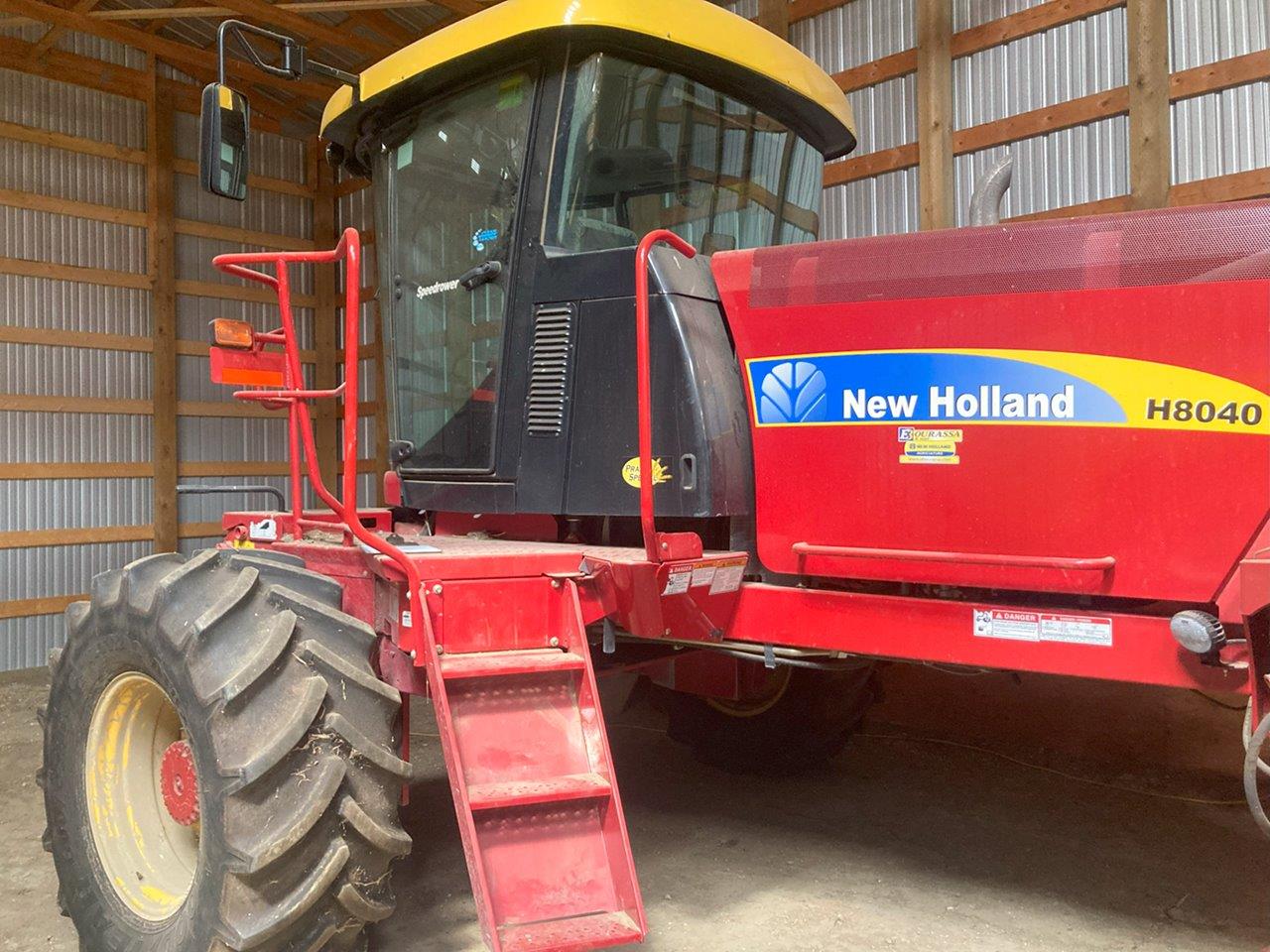 2013 New Holland H8040 w/ HB36 Windrower