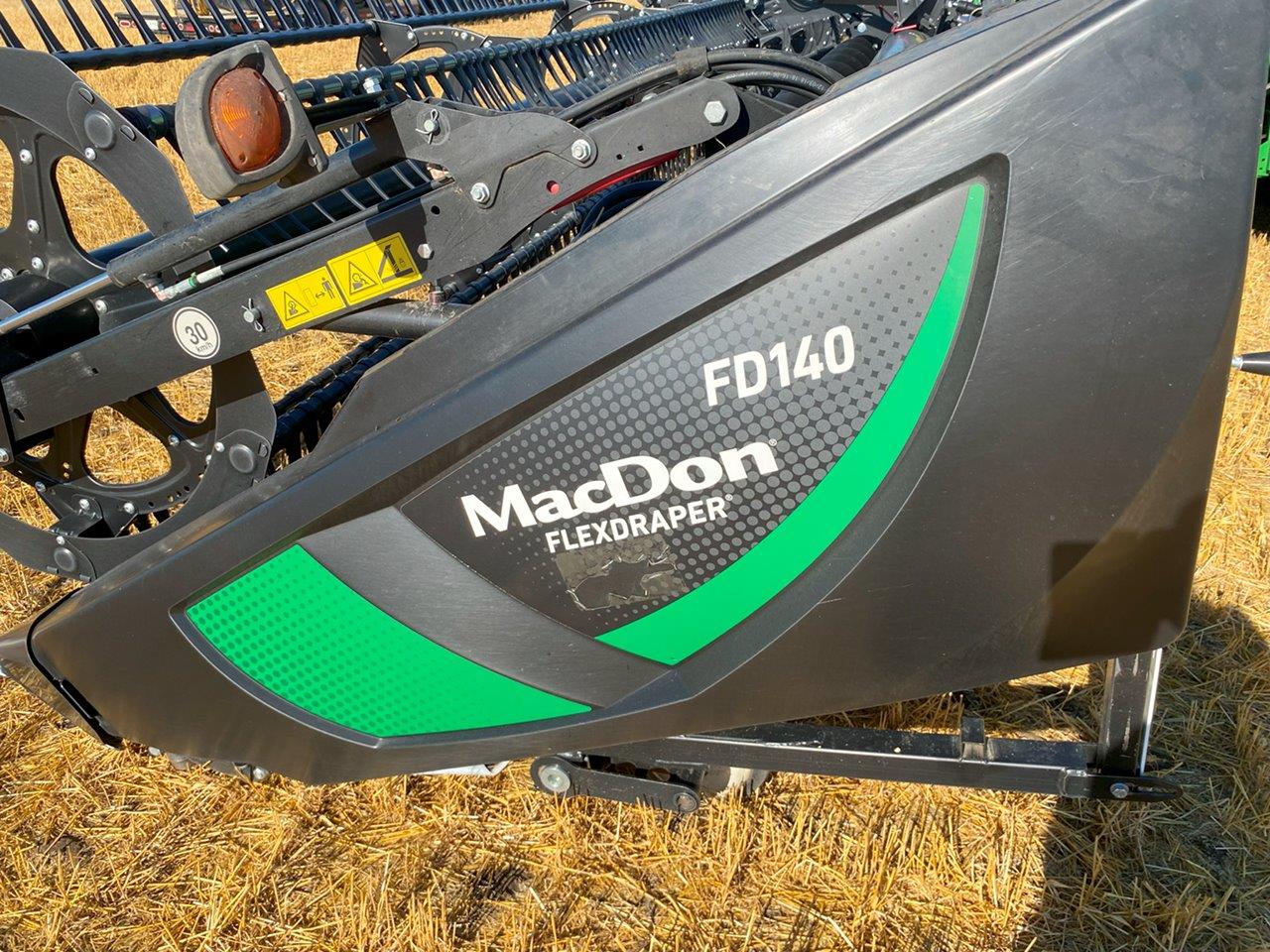 2019 MacDon FD140 DK JD-21 Header Draper Flex