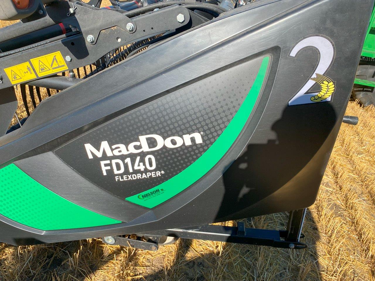 2018 MacDon FD140 DK JD-21 Header Draper Flex