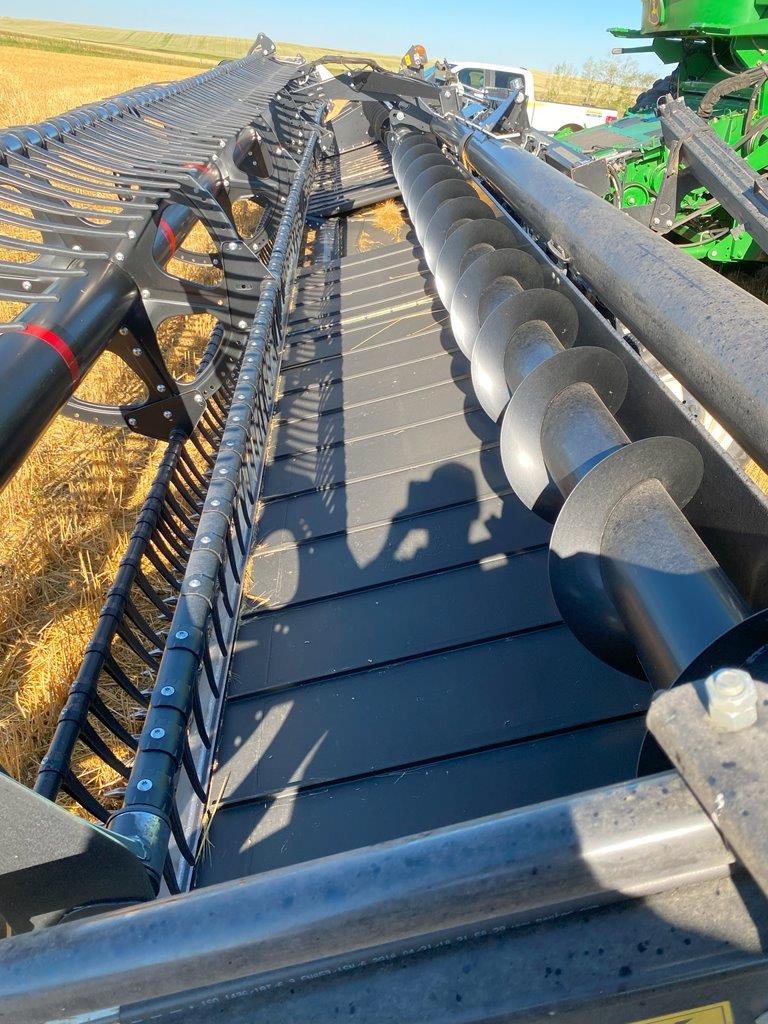 2018 MacDon FD140 DK JD-21 Header Draper Flex