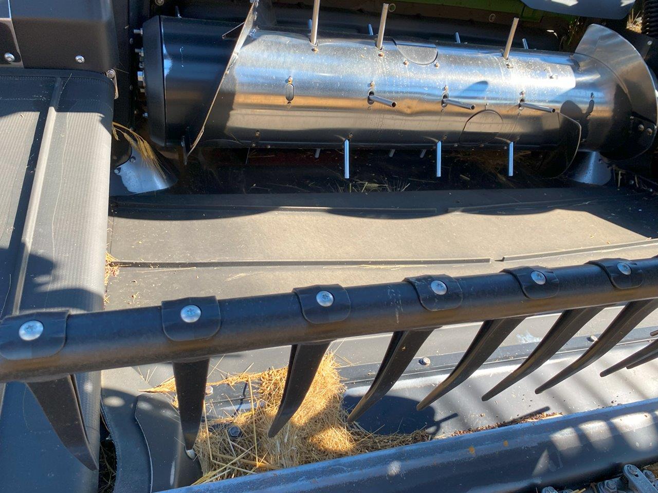 2018 MacDon FD140 DK JD-21 Header Draper Flex