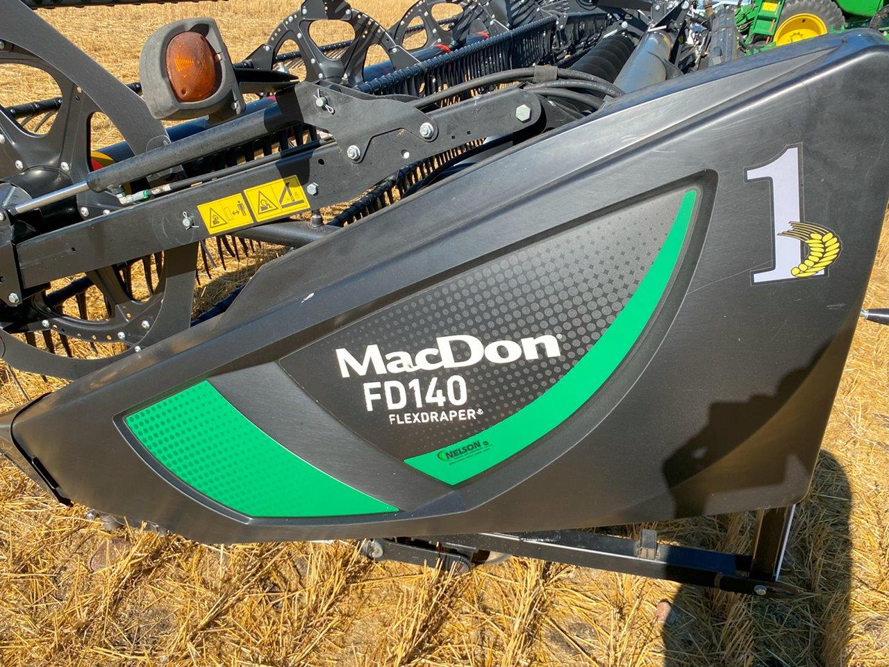 2018 MacDon FD140 DK JD-21 Header Draper Flex