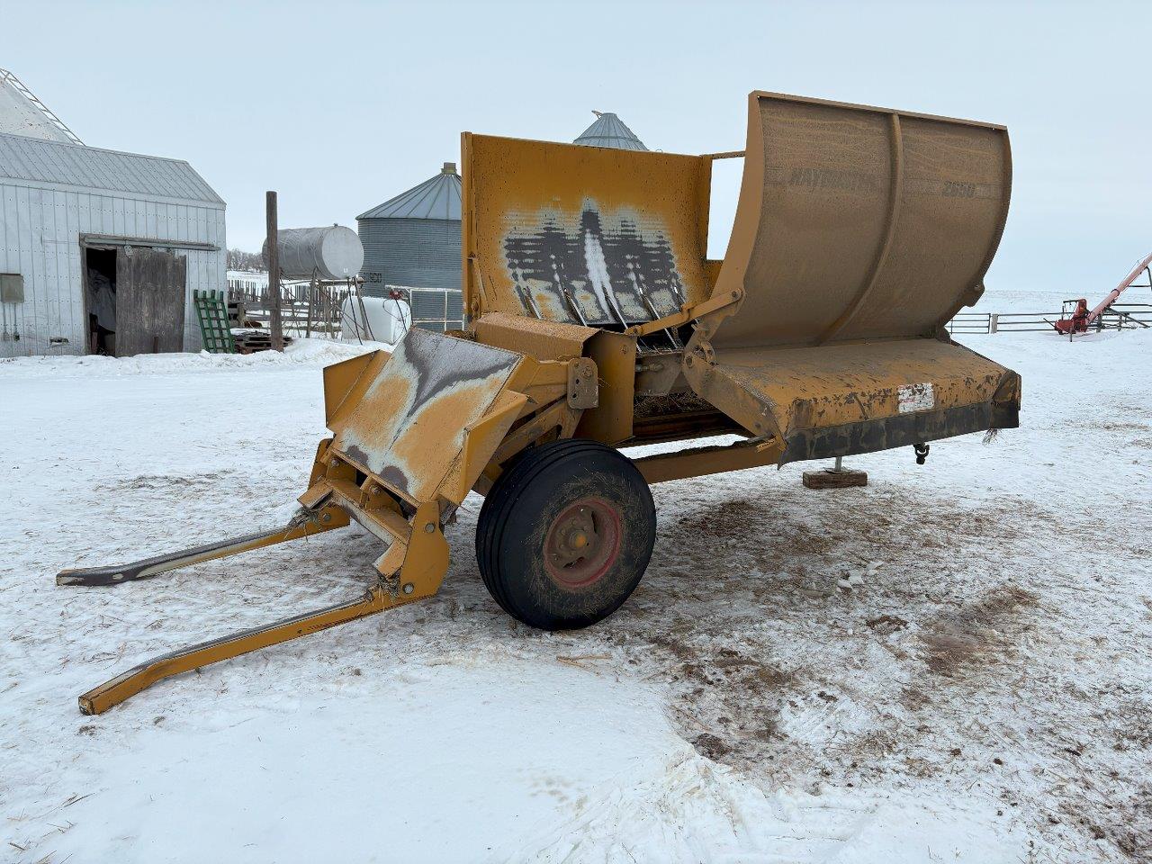 2006 Haybuster 2650 Bale Processor