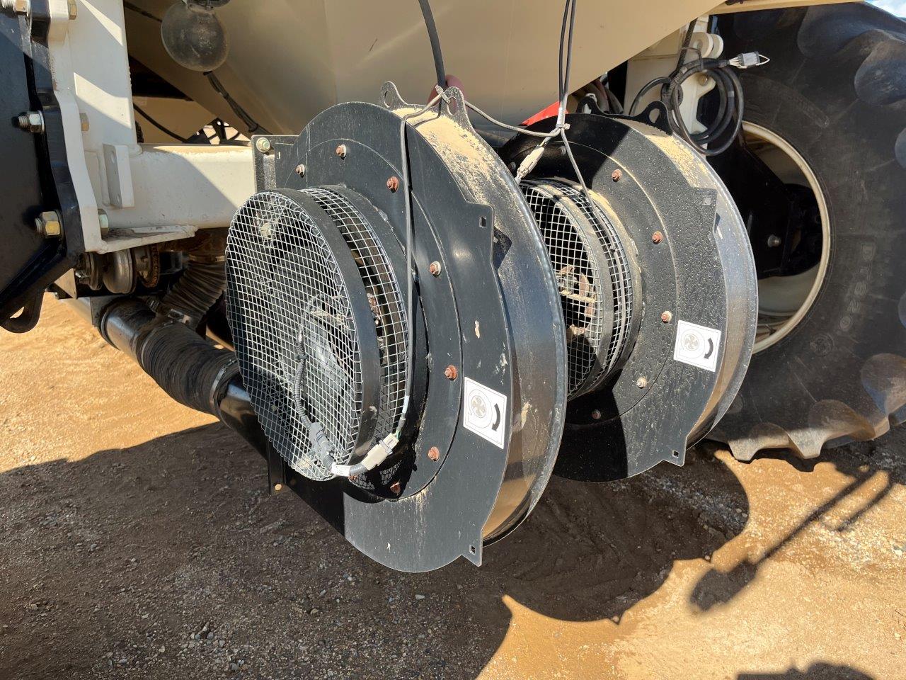 2015 Bourgault 3320QDA 66'10" w/ 6550ST Air Drill