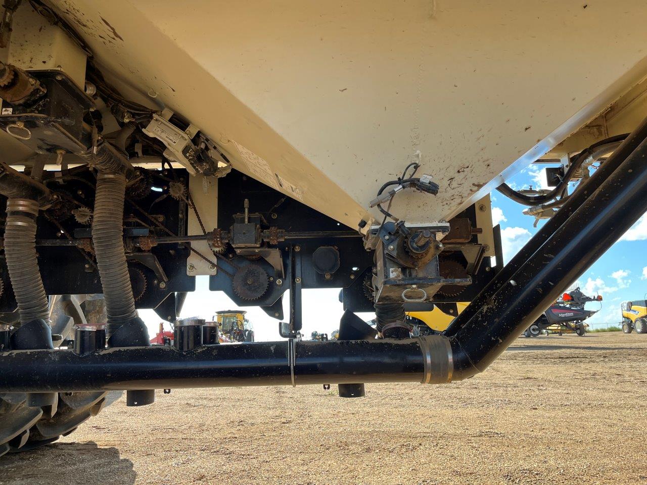 2015 Bourgault 3320QDA 66'10" w/ 6550ST Air Drill