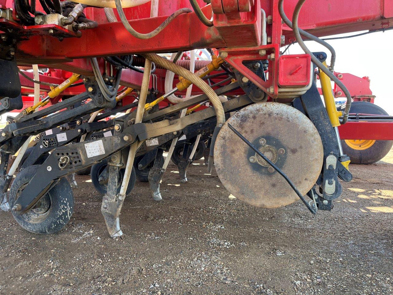2015 Bourgault 3320QDA 66'10" w/ 6550ST Air Drill