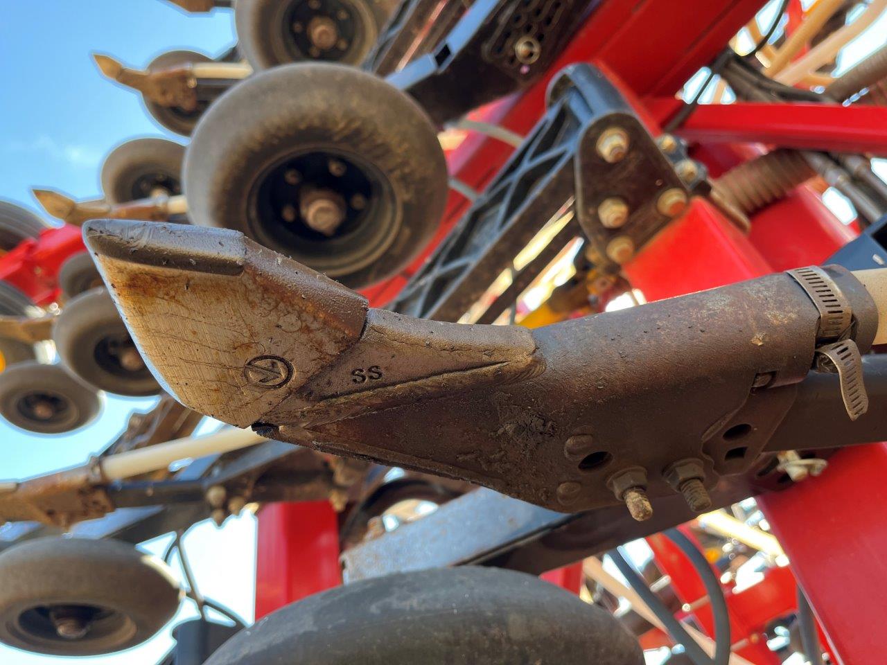 2015 Bourgault 3320QDA 66'10" w/ 6550ST Air Drill