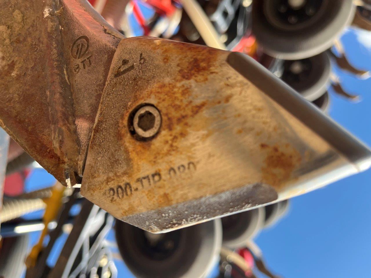 2015 Bourgault 3320QDA 66'10" w/ 6550ST Air Drill