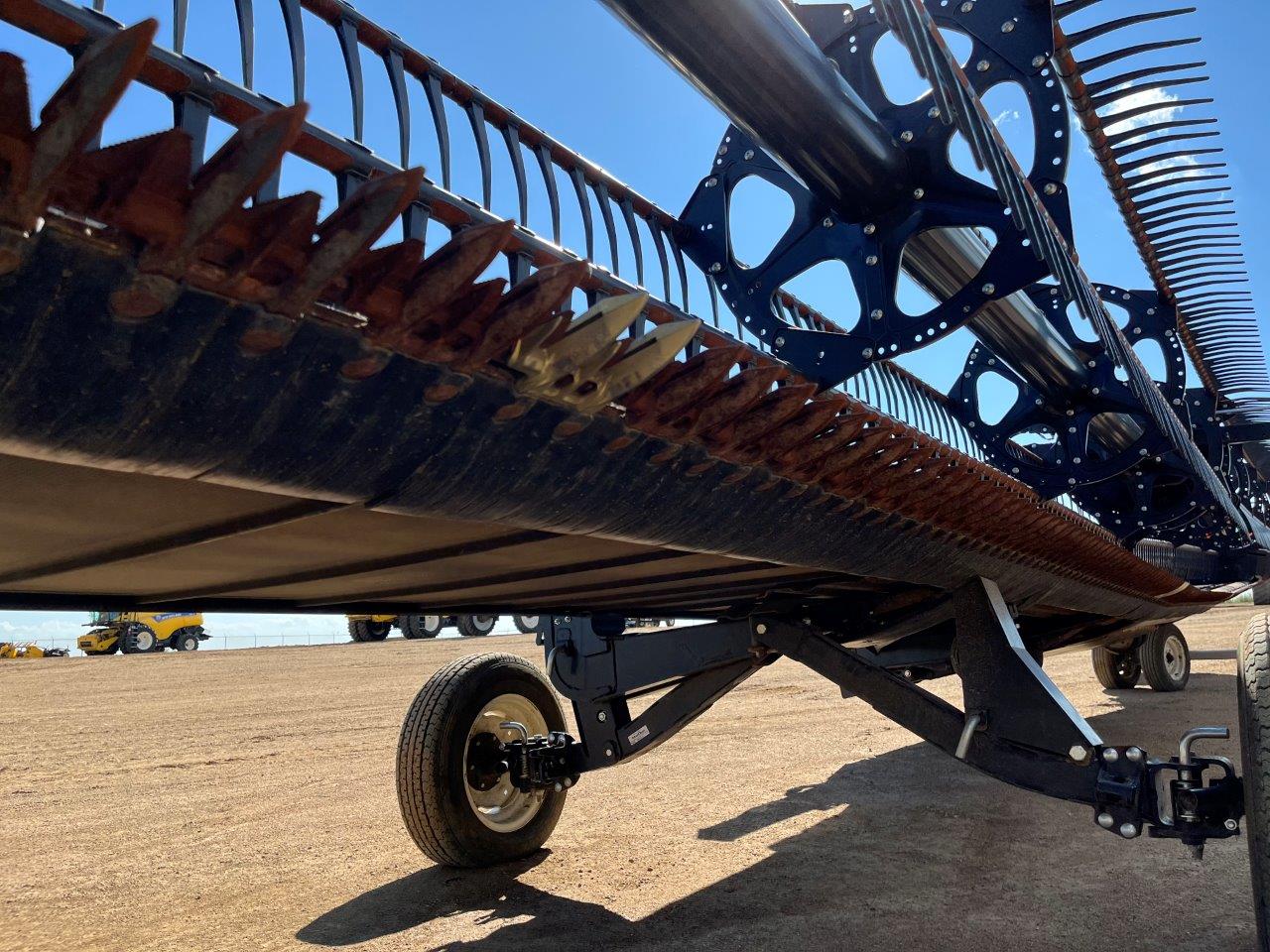 2021 MacDon FD145 DK CNH-21 Header Draper Flex