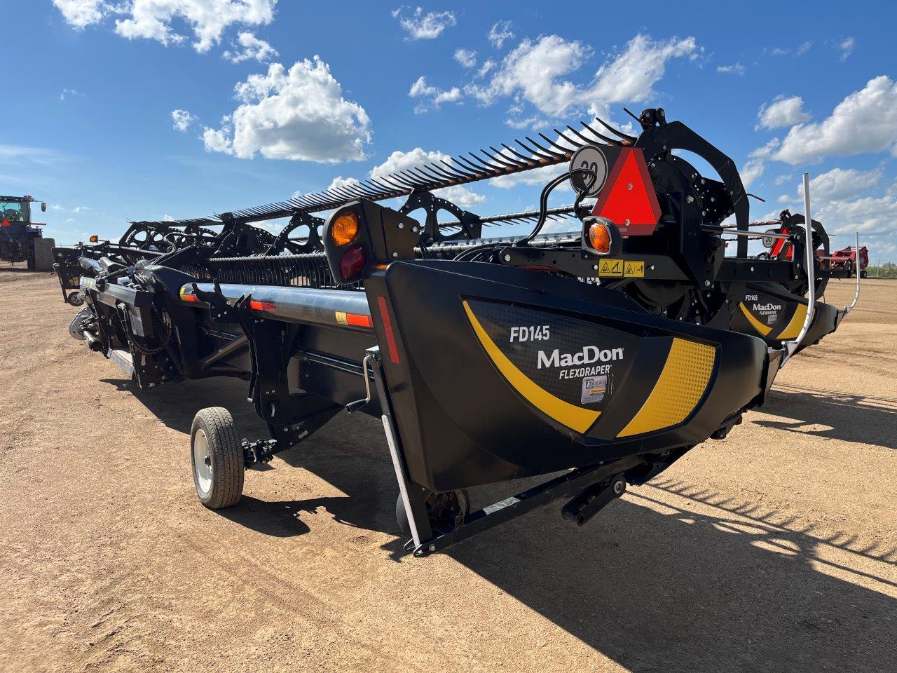 2021 MacDon FD145 DK CNH-21 Header Draper Flex