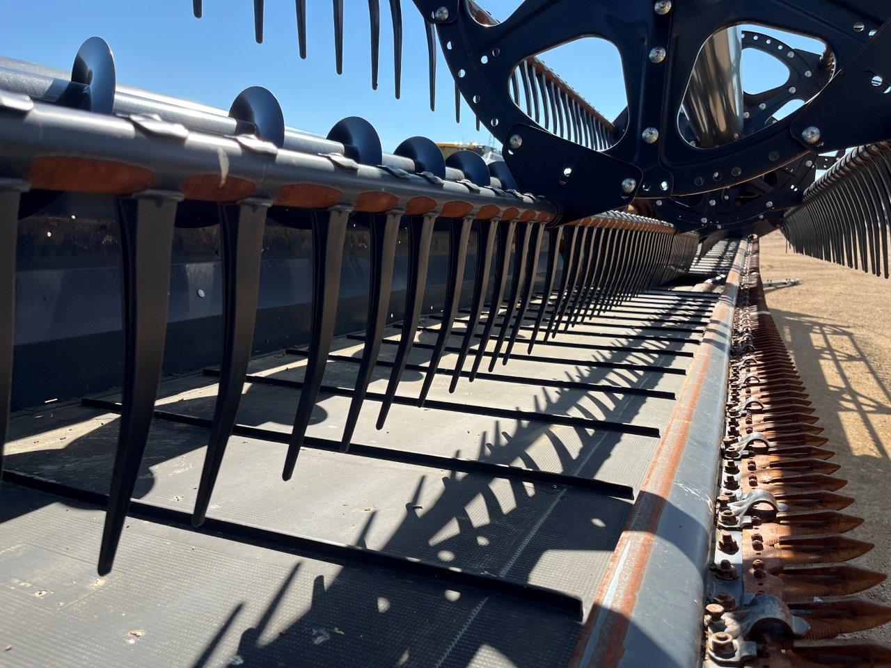 2021 MacDon FD145 DK CNH-21 Header Draper Flex
