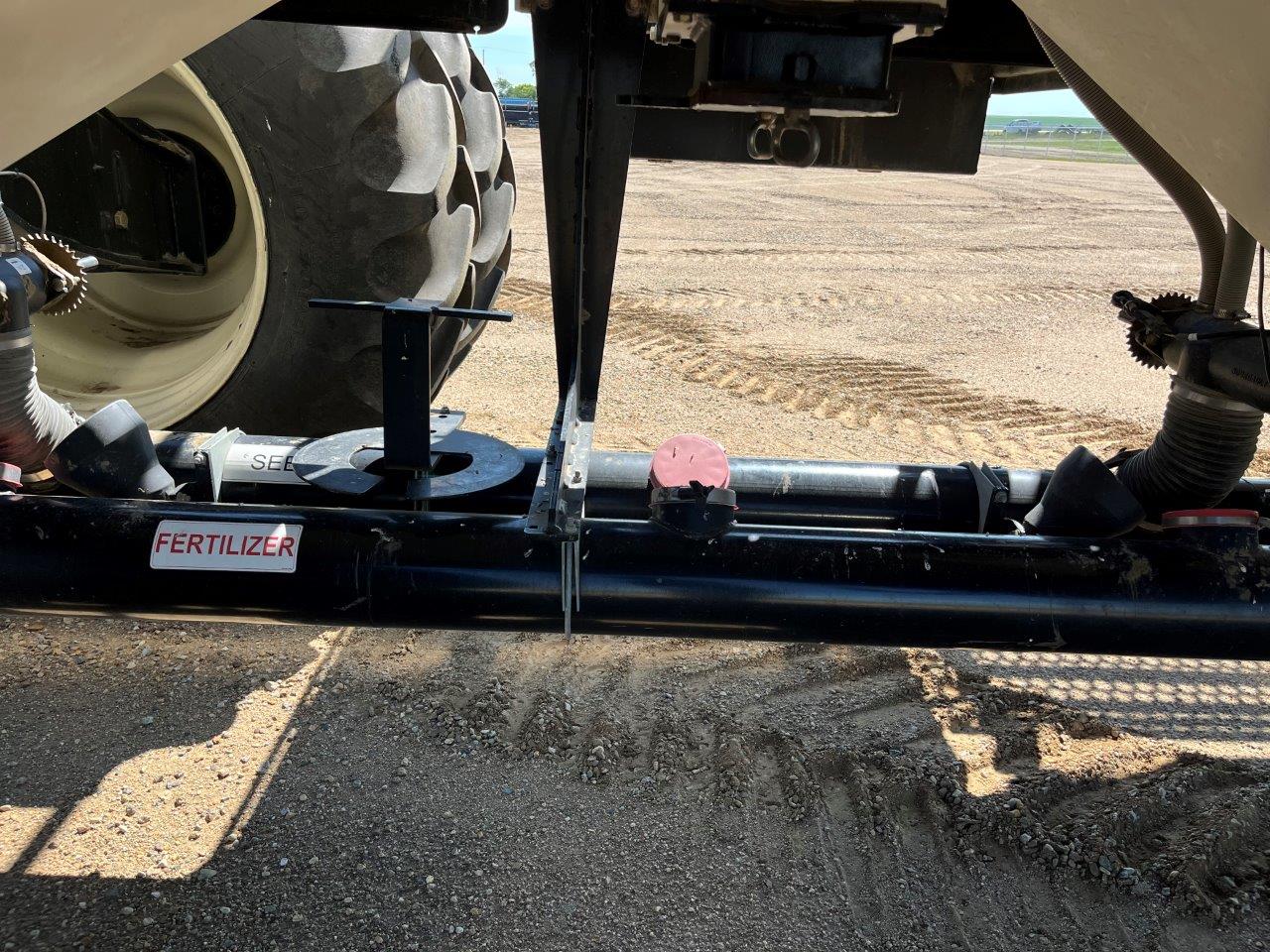 2014 Bourgault 7700 Air Tank/Cart