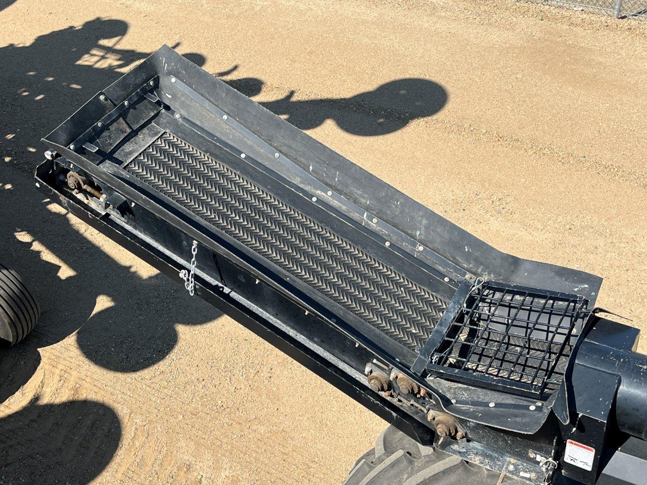 2014 Bourgault 7700 Air Tank/Cart