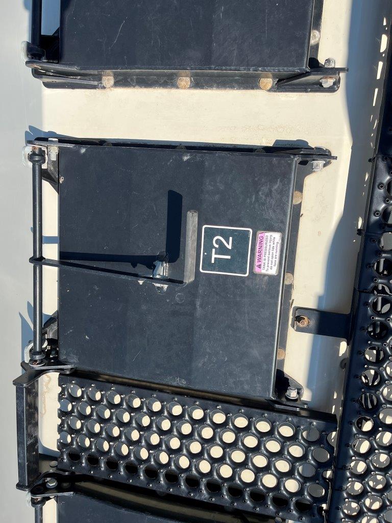 2014 Bourgault 7700 Air Tank/Cart