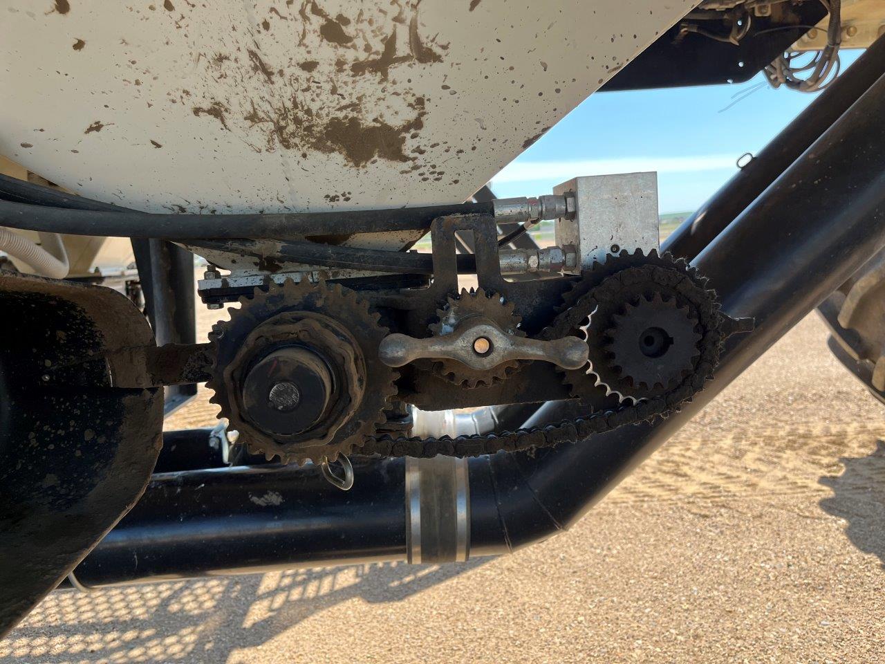 2014 Bourgault 7700 Air Tank/Cart