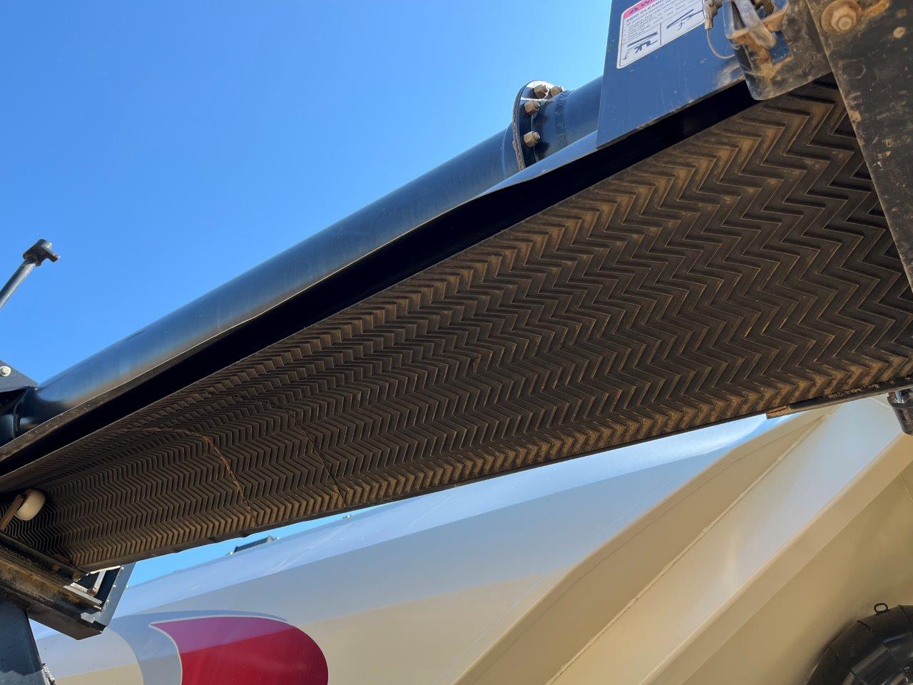 2014 Bourgault 7700 Air Tank/Cart