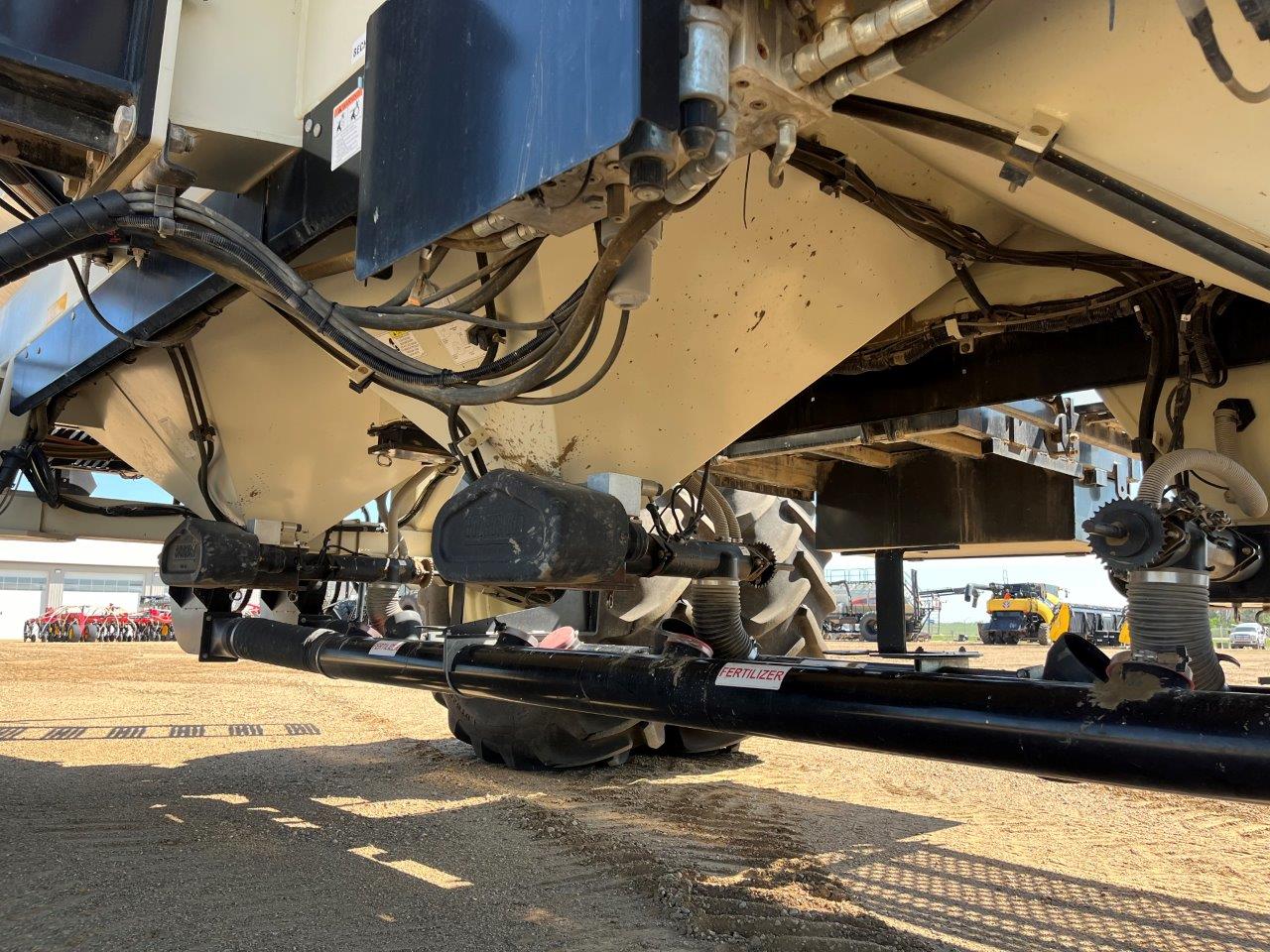 2014 Bourgault 7700 Air Tank/Cart