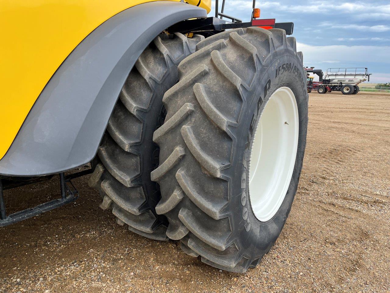 2018 New Holland CR8.90 Combine