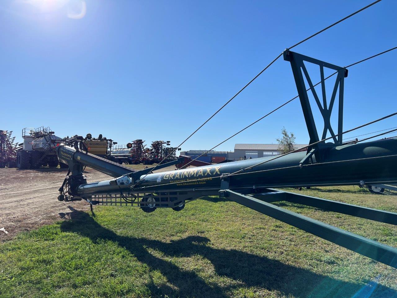2015 GrainMaxx 63105 Grain Auger