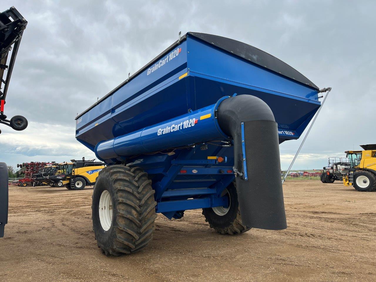 2016 Brandt 1020XR Grain Cart