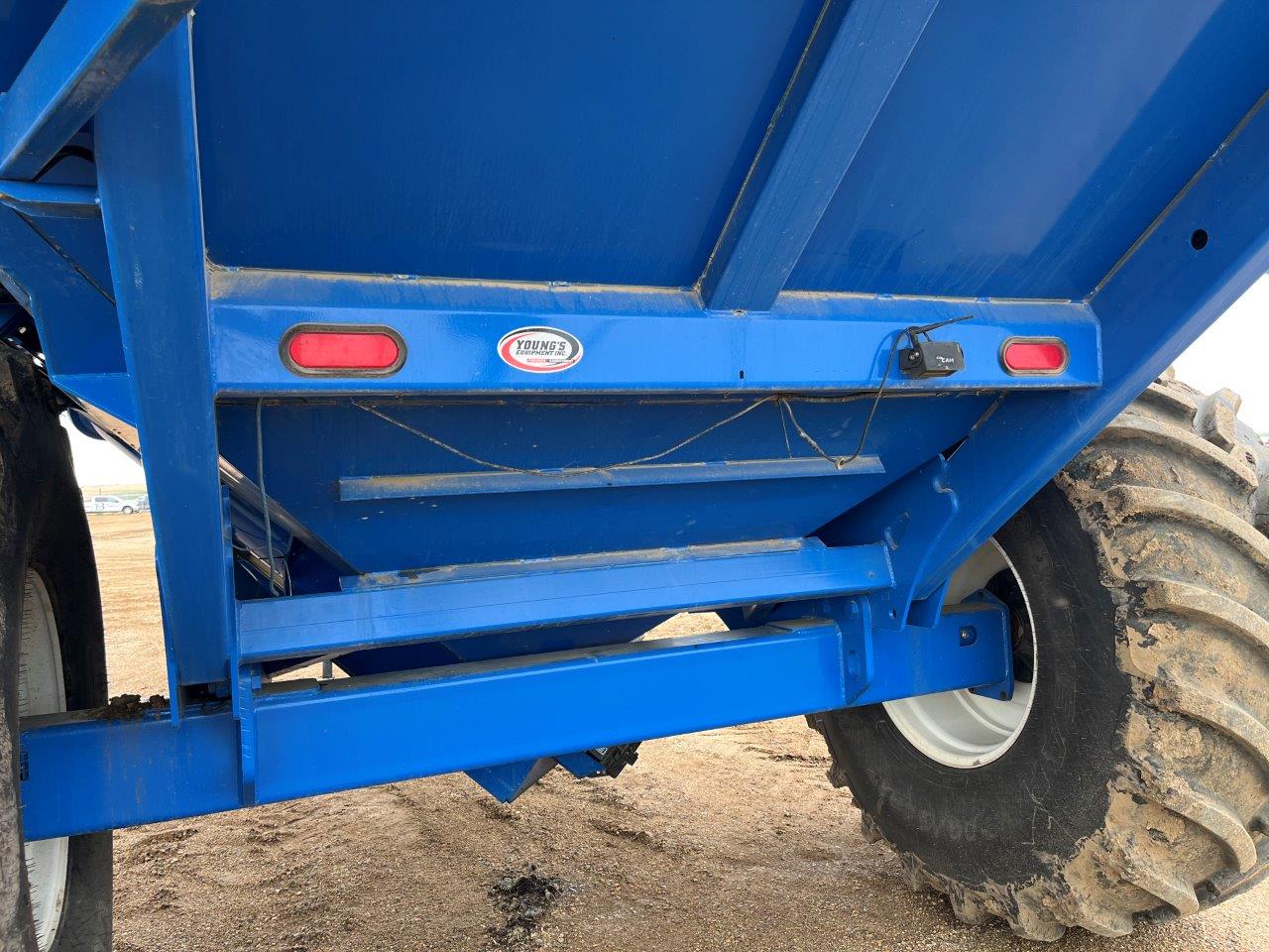 2016 Brandt 1020XR Grain Cart