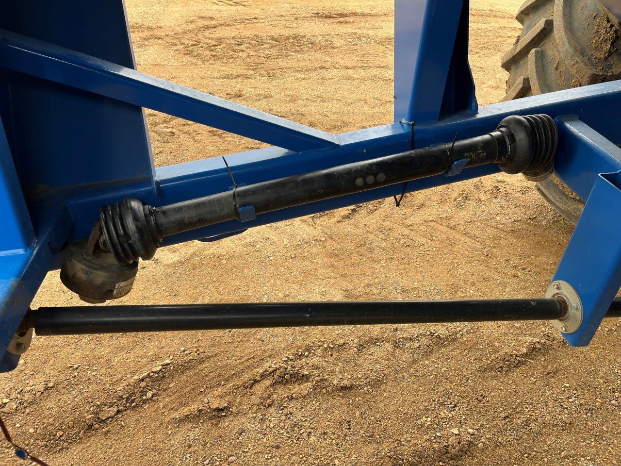 2016 Brandt 1020XR Grain Cart