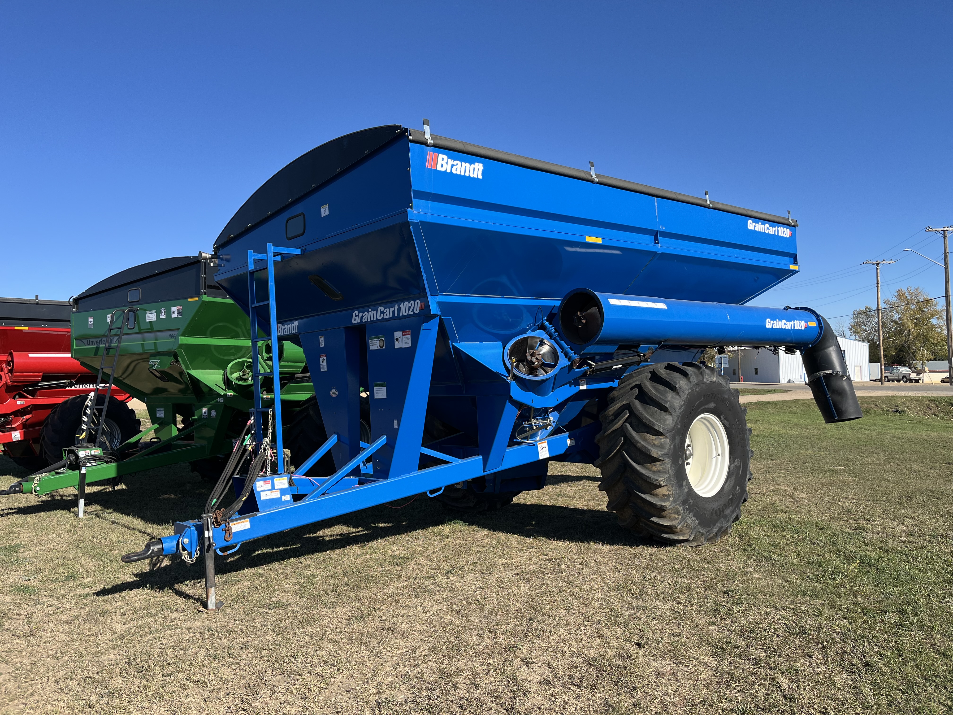 2016 Brandt 1020XR Grain Cart