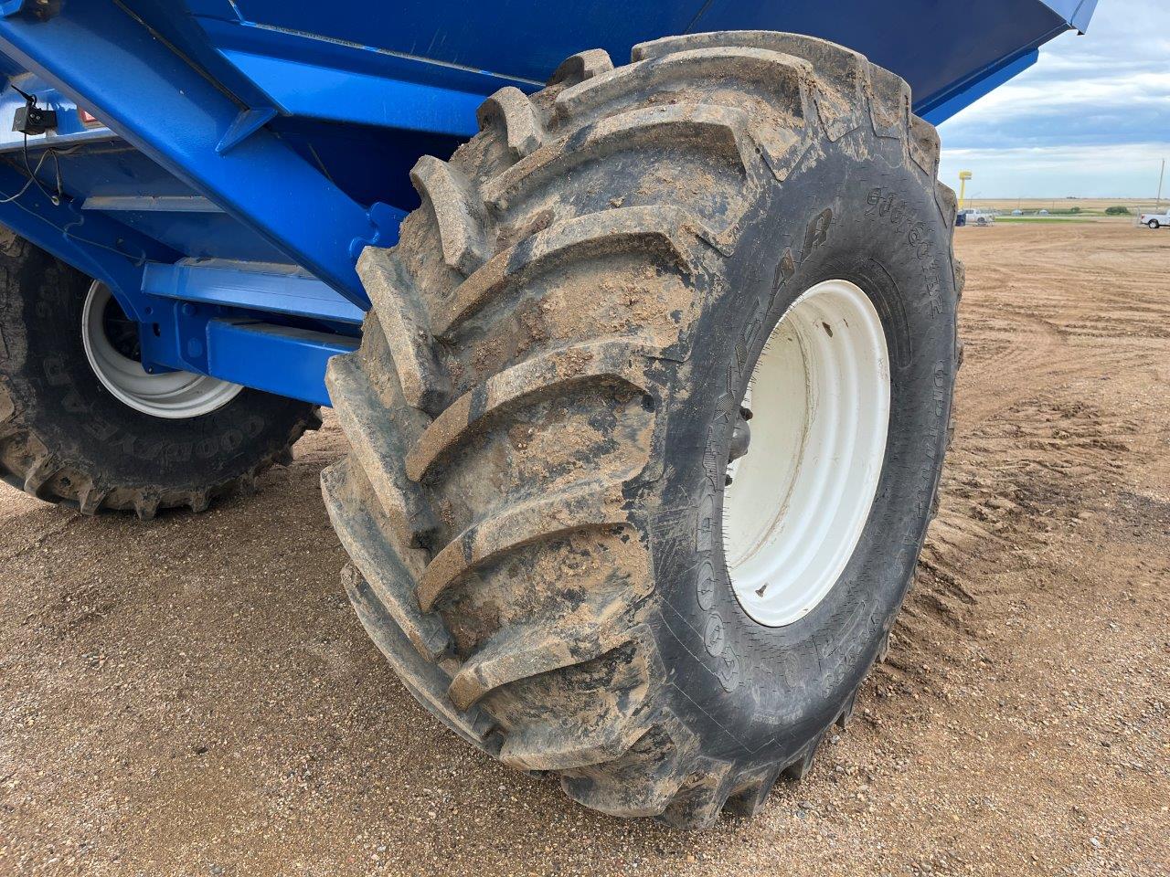 2016 Brandt 1020XR Grain Cart