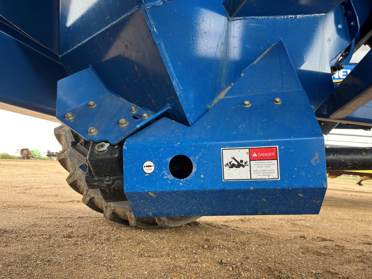 2016 Brandt 1020XR Grain Cart