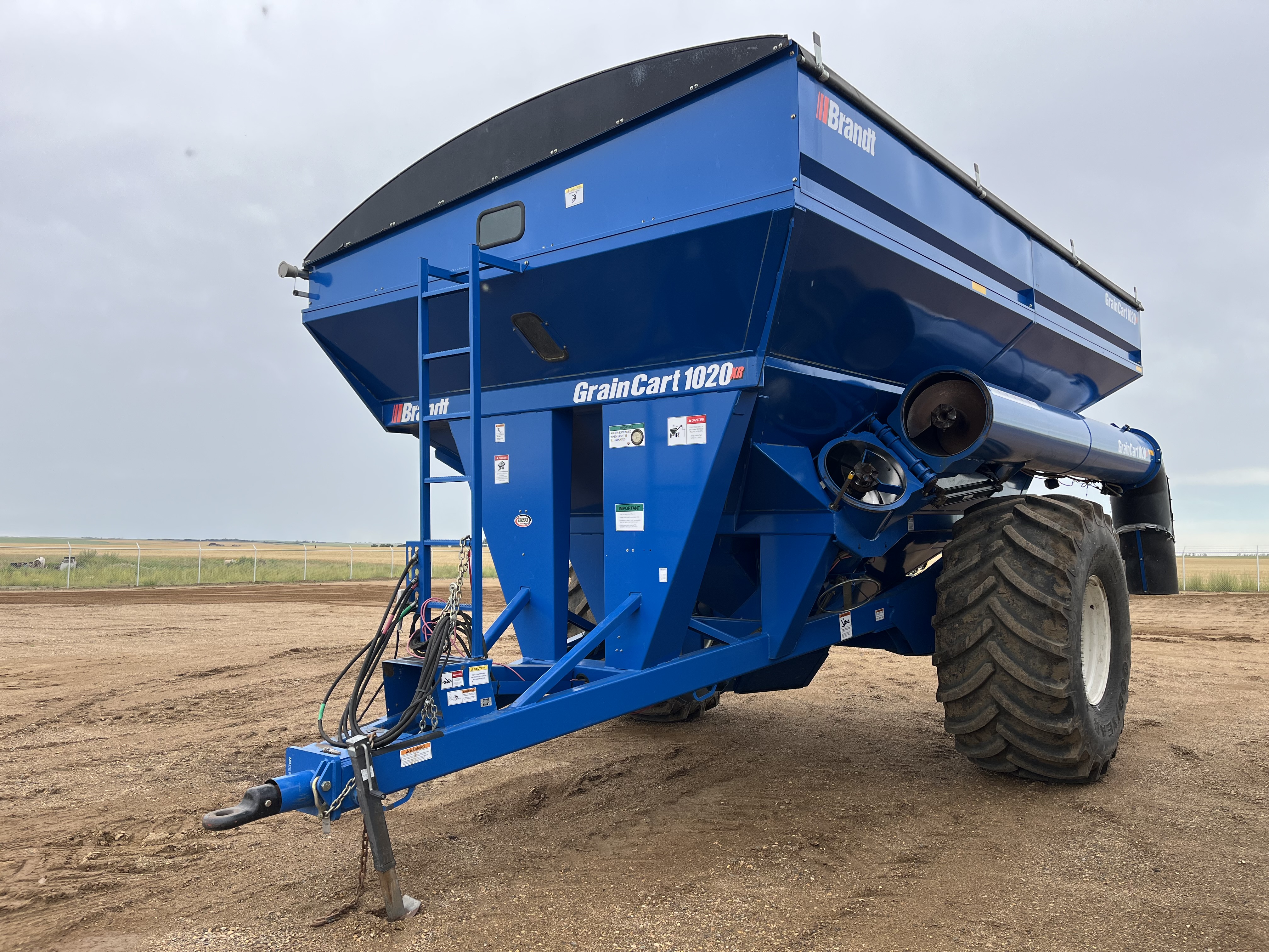 2016 Brandt 1020XR Grain Cart