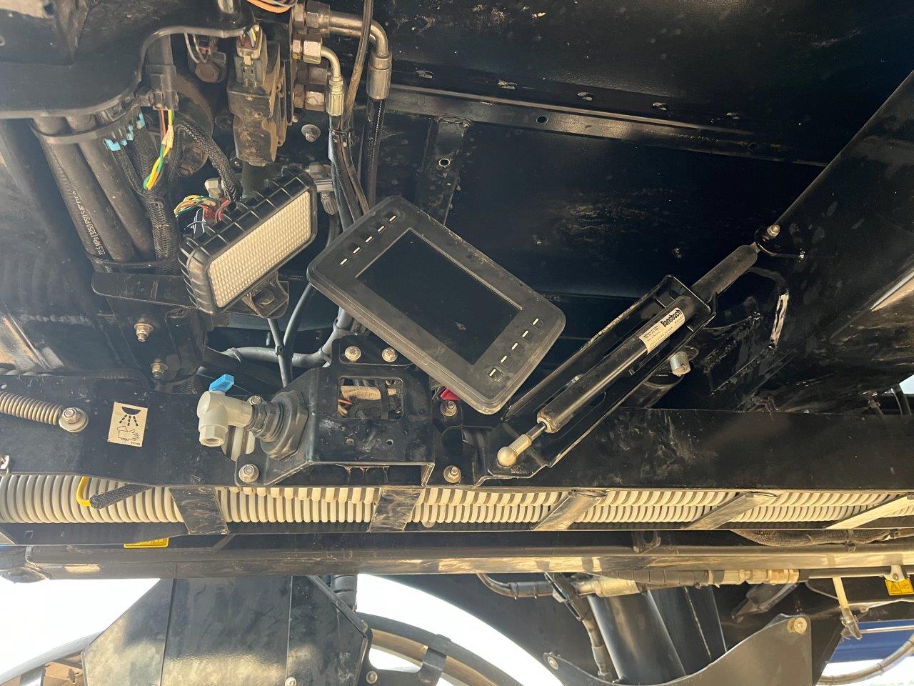 2022 New Holland SP.370F Sprayer/High Clearance