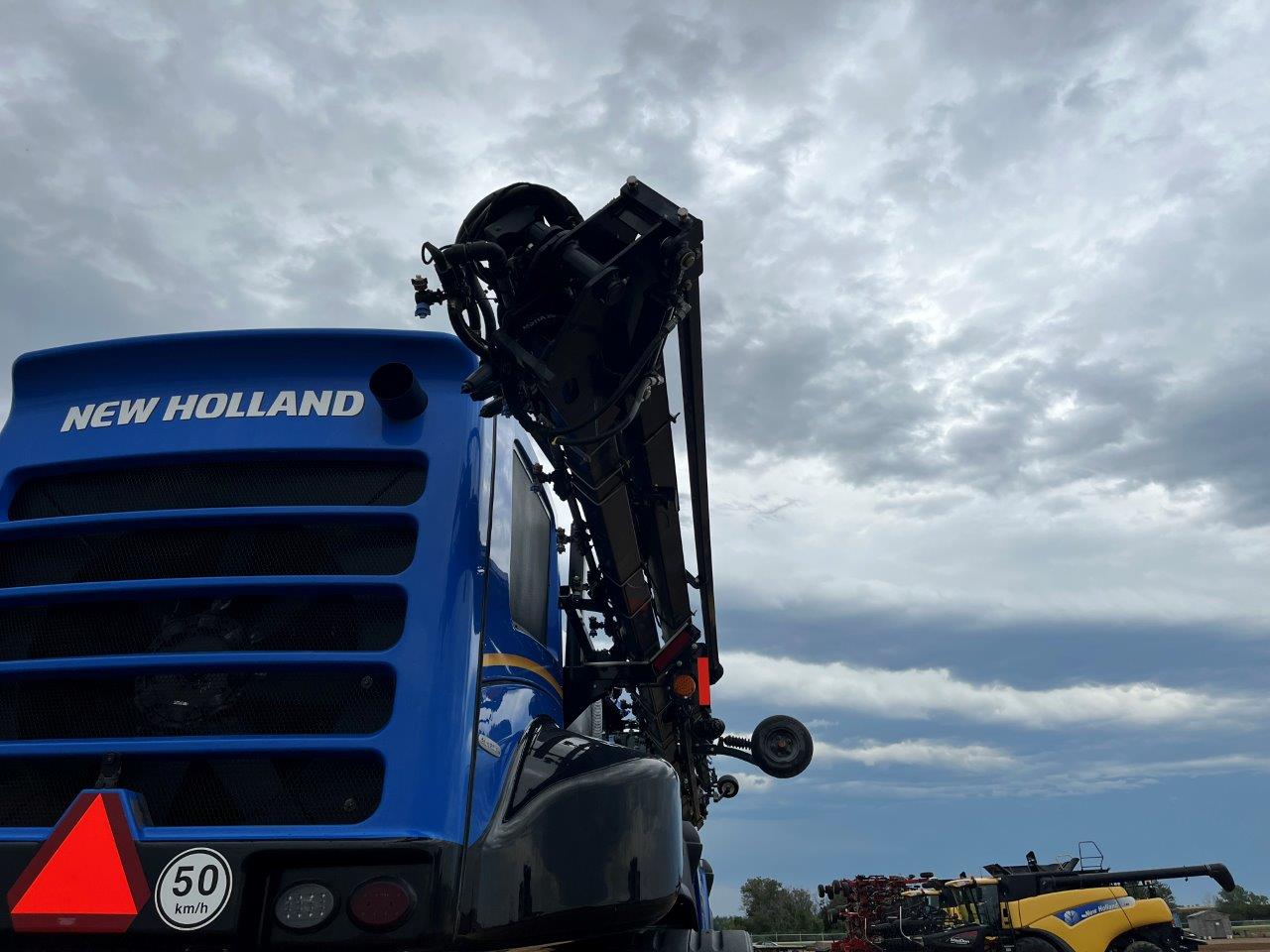 2022 New Holland SP.370F Sprayer/High Clearance