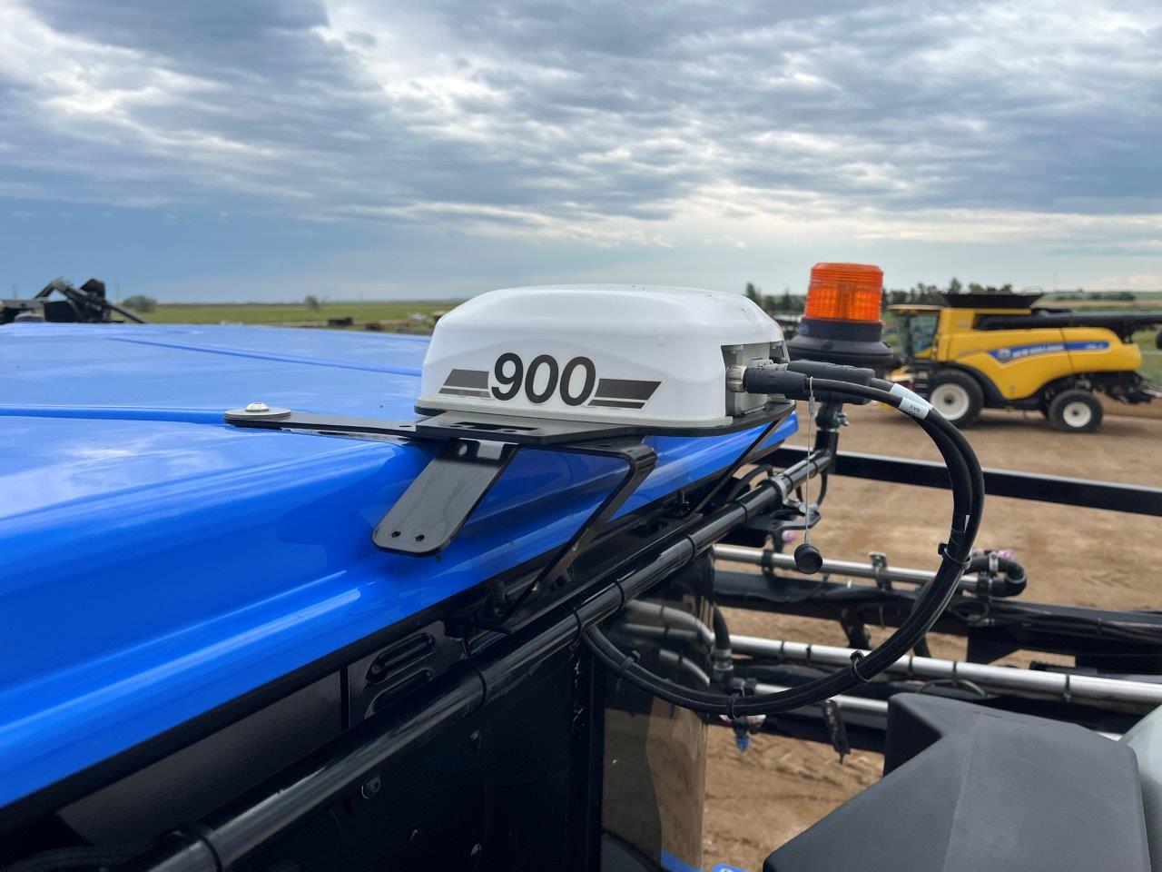 2022 New Holland SP.370F Sprayer/High Clearance