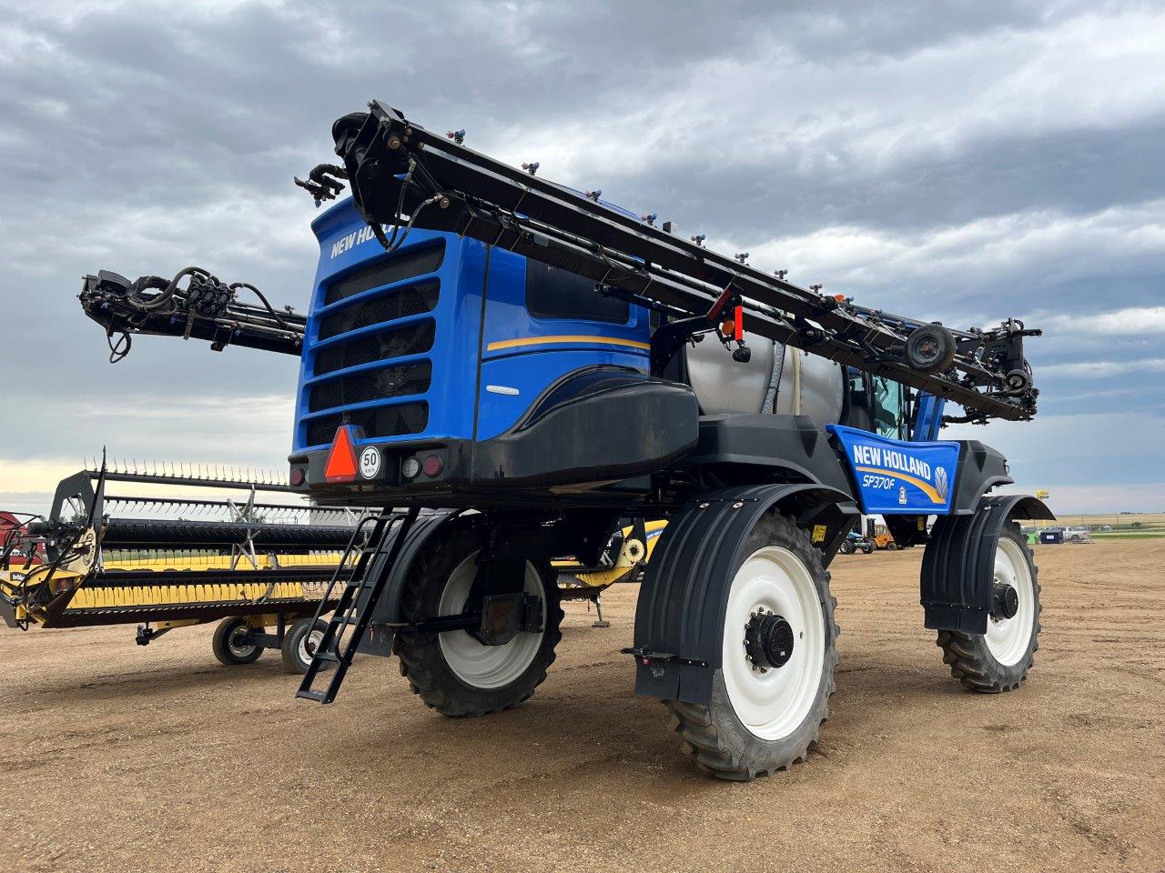 2022 New Holland SP.370F Sprayer/High Clearance